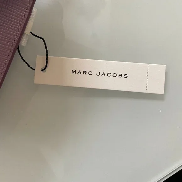 Leather Crossbody With Chain Strap from MARC JACOBS - Picture 9 of 9